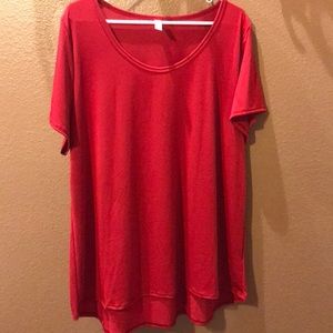 Lula Roe classic tee